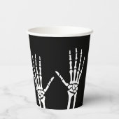 Skelettknochen auf schwarzem Halloween Pappbecher (Rückseite)