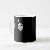 Skeletts Hand Halloween Bones Middle Finger Skull Kaffeetasse (Vorderseite Links)