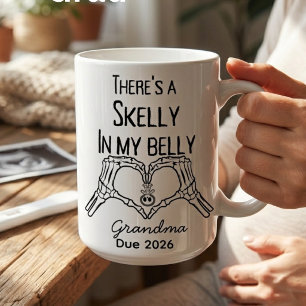 Skelly In My Belly Halloween Schwangerschaftsankün Kaffeetasse