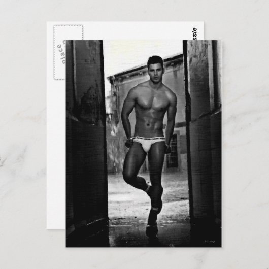 SKETCH: Italienischer Hunk in Briefs Postkarte (Vorne/Hinten)