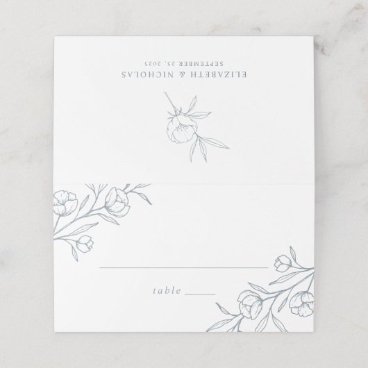 Sketched Floral Dusty Blue Wedding Platzkarte (Außenseite Aufgefaltet)