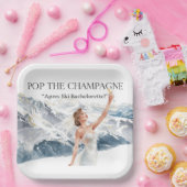 Ski Bachelorette Weekend Bride on the Slopes Pappteller (Party)