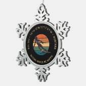 Ski Big Sky, Montana Skier, Gelber Text Schneeflocken Zinn-Ornament (Rechts)