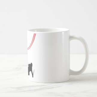Ski fahrende rote Bahn des abschüssigen Skis Kaffeetasse