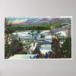 Ski Jumper startet vom olympischen Skiberg Poster