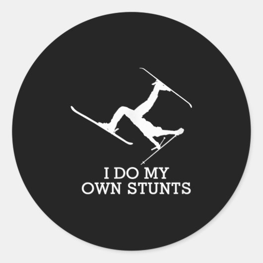 Ski Shirt - I Do My Own Stunts - Funny Skiing Tee Runder Aufkleber (Vorderseite)