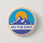 Ski the East Mountain und Ski Button<br><div class="desc">Zeigen Sie Ihre Wertschätzung für das Skifahren mit "Ski the East". Einzigartiges Bergdesign für Ski und Spaß.</div>