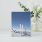 Ski und Skistöcke Postkarte (Stehend Vorderseite)