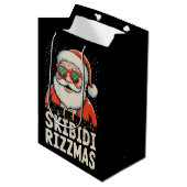 Skibidi Rizzmas Santa Rizz Weihnachtsfeiertag Mittlere Geschenktüte (Vorderseite Schrägansicht)