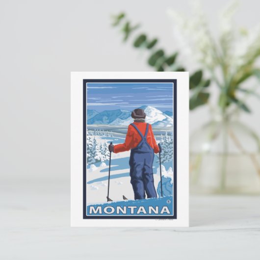 Skier AdmiringMontanaVintage Reiseplakat Postkarte (Stehend Vorderseite)