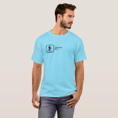 Skier — Kleines Logo — individuell einstellbar T-Shirt (Vorne ganz)