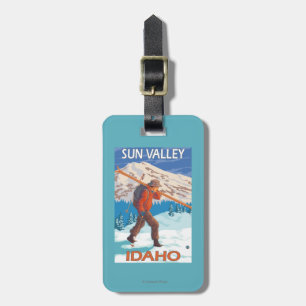 Skier-tragende Schnee-Ski-Vintage Reise 2 Gepäckanhänger