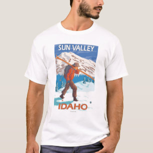 Skier-tragende Schnee-Ski-Vintage Reise 2 T-Shirt