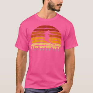 Skifahren bei Sonnenuntergang T-Shirt