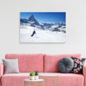 Skifahren mit Matterhorn in Zermatt, Schweiz Leinwanddruck (Insitu (Wohnzimmer))