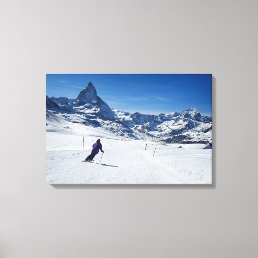 Skifahren mit Matterhorn in Zermatt, Schweiz Leinwanddruck (Vorderseite)