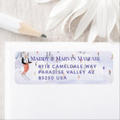 Skifahren zum Weihnachtsskifahren im Schnee (Insitu)