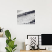Skifahrer mit Sessellift Poster (Heimbüro)