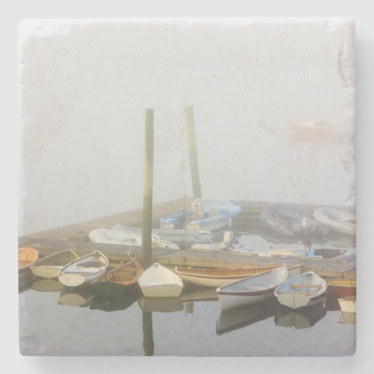 Skiffs und Morgennebel im Südwesthafen, Steinuntersetzer (Vorderseite)