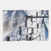 Skilift ~ entworfen von Sharon Dawn Geschirrtuch (Horizontal)