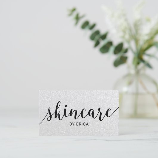 Skincare Typografie Elegant Esthetician Silver Visitenkarte (Stehend Vorderseite)