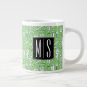 Skizze-Krokodile-Muster| Monogramm Jumbo-Tasse (Rechts)