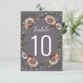 Skizzierte Blume Boho Lila Tischnummer (Stehend Vorderseite)