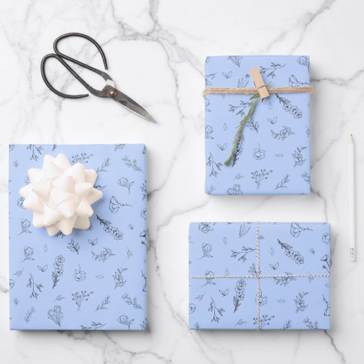 Skizzierte Wildblumen auf Hellblau Geschenkpapier Set (Vorderseite)