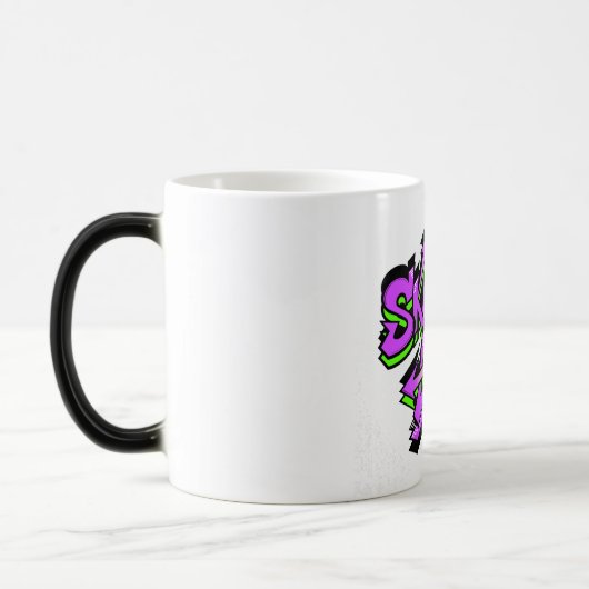 SklinesArt – Bold Graffiti Logo Verwandlungstasse (Links)