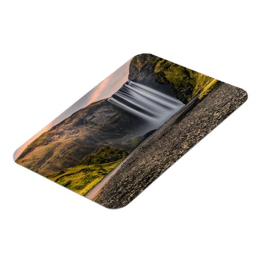 Skogafoss Wasserfall am Morgen Sonnenaufgang Magnet (Linke Seite)