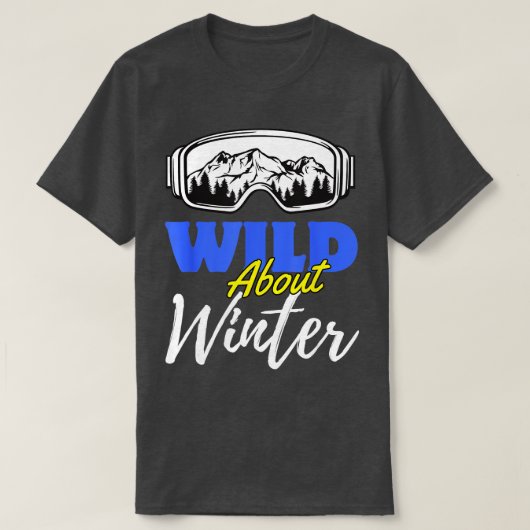 Skoggles Berg Schnee Wide über Wintersport T-Shirt (Design vorne)
