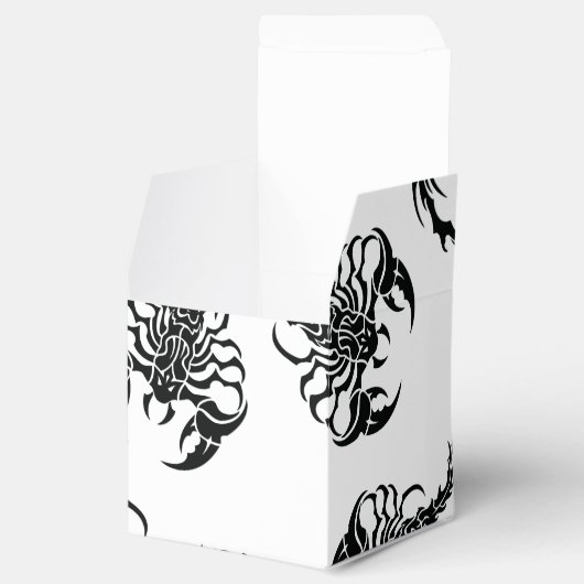 Skorpio Geschenkschachtel (Geöffnet)