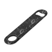 Skorpions-Konstellation Hevelius circa 1690 auf Speedflaschenöffner (Vorderseite Schrägansicht)