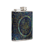 Skorpions-Tierkreis-Goldohrschnecke auf Flachmann (Rechts)