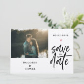 Skript-Foto Minimalistisch Save the Date Einladung (Stehend Vorderseite)