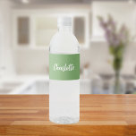 Skript für grün anzeigen wasserflaschenetikett<br><div class="desc">Ein trendiger,  grün gefärbter Hintergrund. Personalisieren Sie Ihren Namen und schreiben Sie ihn mit einem modernen,  handgeschriebenen Schrift in weiß.</div>