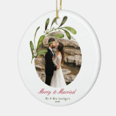 Skript & Mistletoe Merry & Verheiratetes Foto Keramik Ornament (Links)