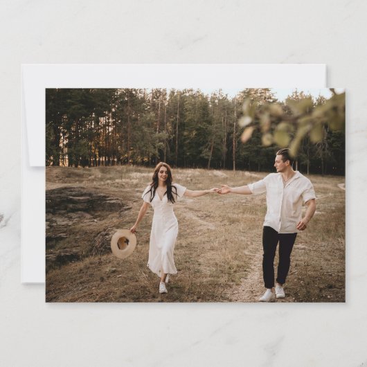 Skriptformale Schwarz-Weiß-Foto-Hochzeit Save The Date (Rückseite)