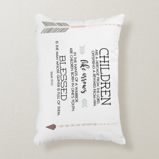 Skriptverse für Kindernamen mit Pfeilen Dekokissen (Vorderseite(Vertikal))