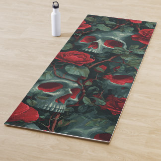 Skull and Red Roses Pattern – Dark Floral Design Yogamatte