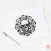 Skull auf Mandala Runder Aufkleber (Umschlag)