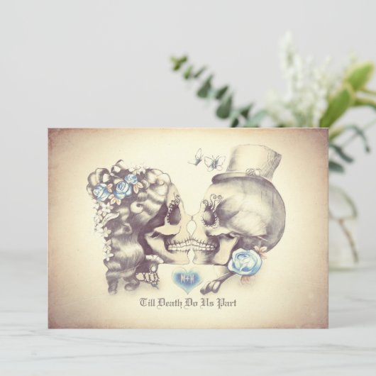 Skull Couple Day of the Dead Wedding Einladungen (Stehend Vorderseite)