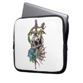 Skull & Dagger Tattoo Laptopschutzhülle (Vorderseite Links)