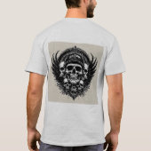 Skull-Design mit Flügeln und Symbolen T-Shirt (Rückseite)