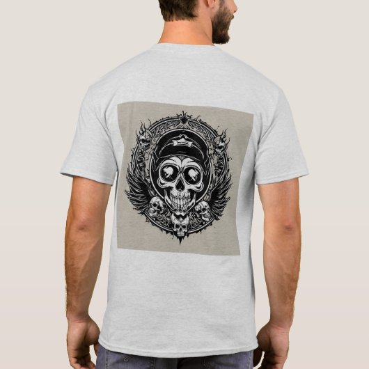 Skull-Design mit Flügeln und Symbolen T-Shirt (Rückseite)