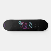 Skull-Graffiti - Rosa, Lila, Blau und Schwarz Skateboard (Horizontal)