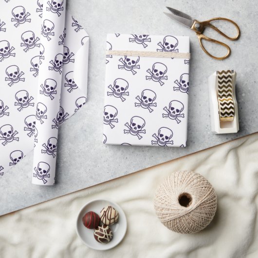 Skull in Bones glänzendes Packpapier (Kunsthandwerk)
