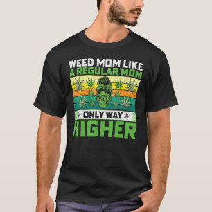Skull Lady hat die Mama wie eine reguläre Mama nur T-Shirt