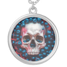 Skull mit Blueberries Design Silver Necklace
