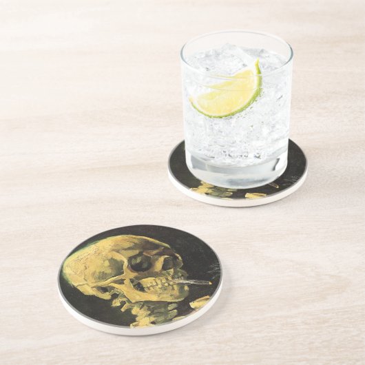 Skull mit brennender Zigarette von Vincent van Gog Getränkeuntersetzer (Seite)